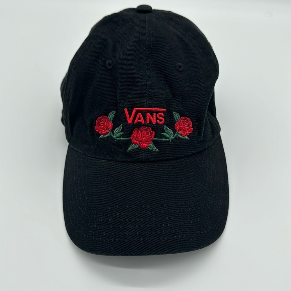 Vans “Off‎ the Wall” Black hat with Roses - One size